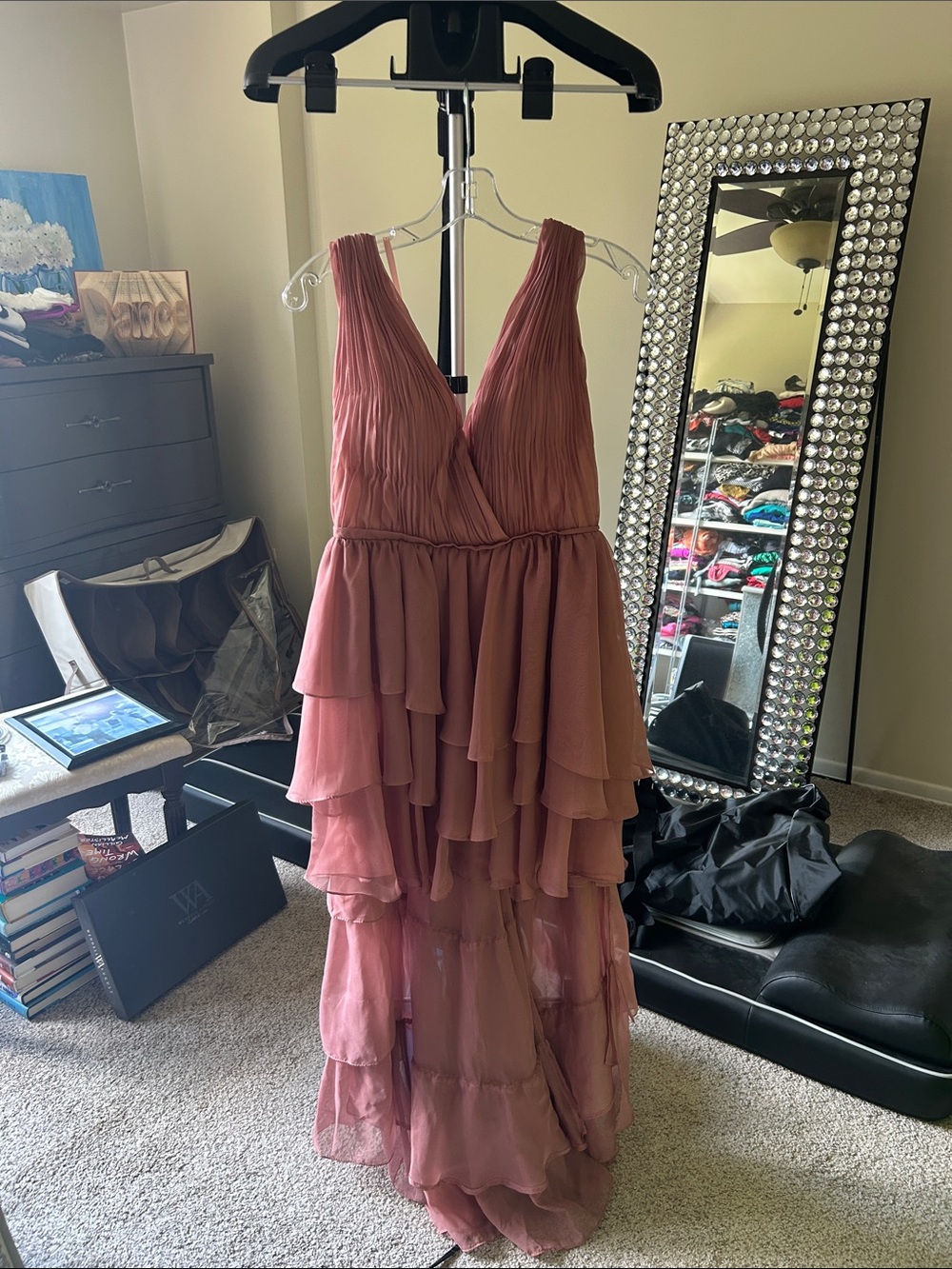 Mac Duggal Elegant Dusty Rose Ruffled V-Neck Maxi Dress size 8